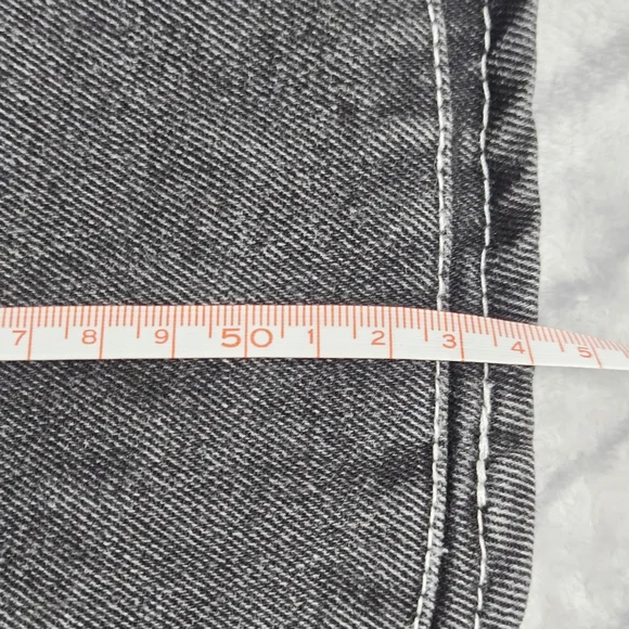 Y2K QM Women’s Black Denim Vest Button Front Pockets Asymmetrical Size S-M - Picture 8 of 13